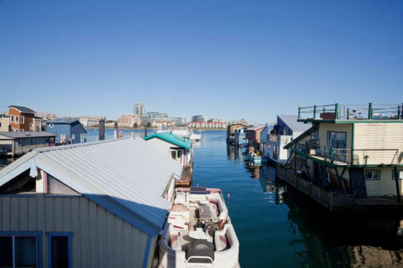 A Float Home B&B In Fisherman'S Wharf Victoria Extérieur photo