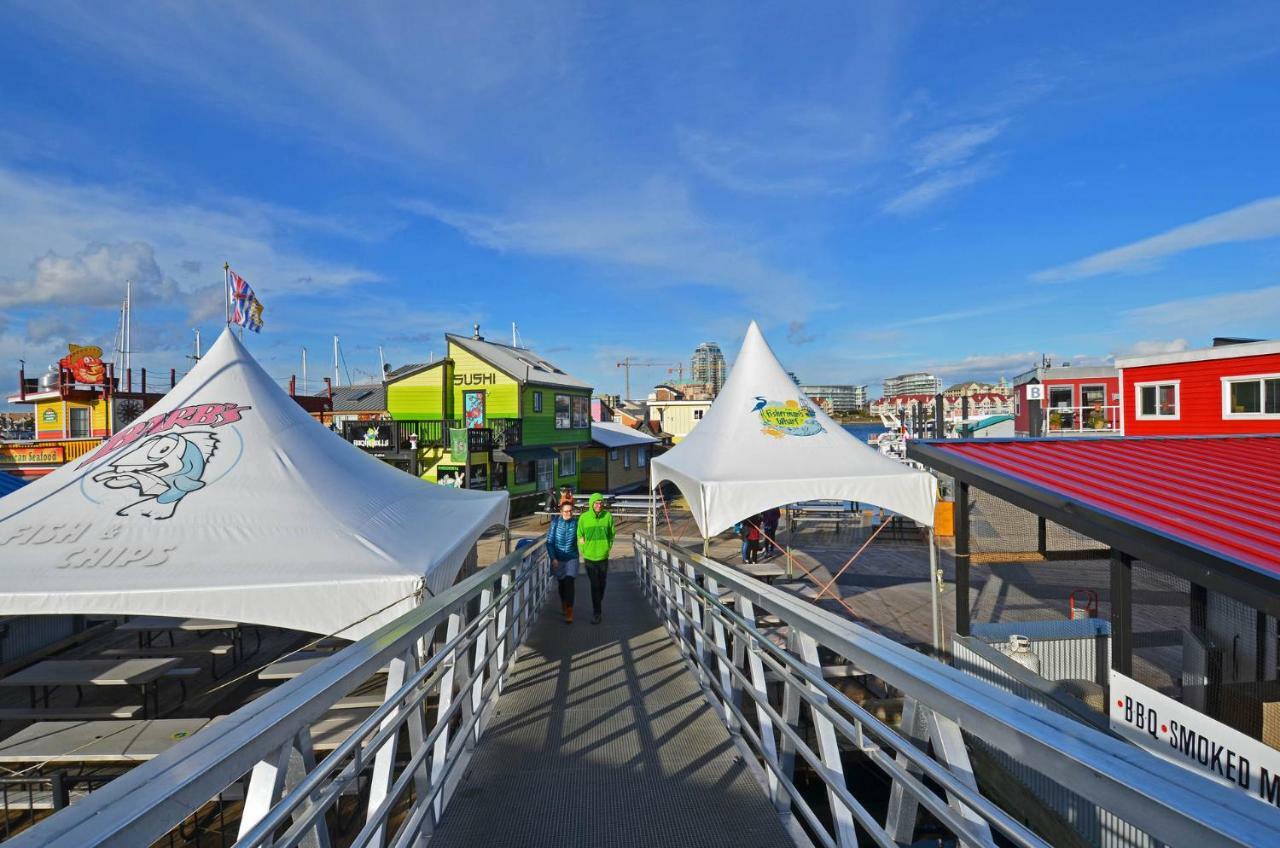 A Float Home B&B In Fisherman'S Wharf Victoria Extérieur photo
