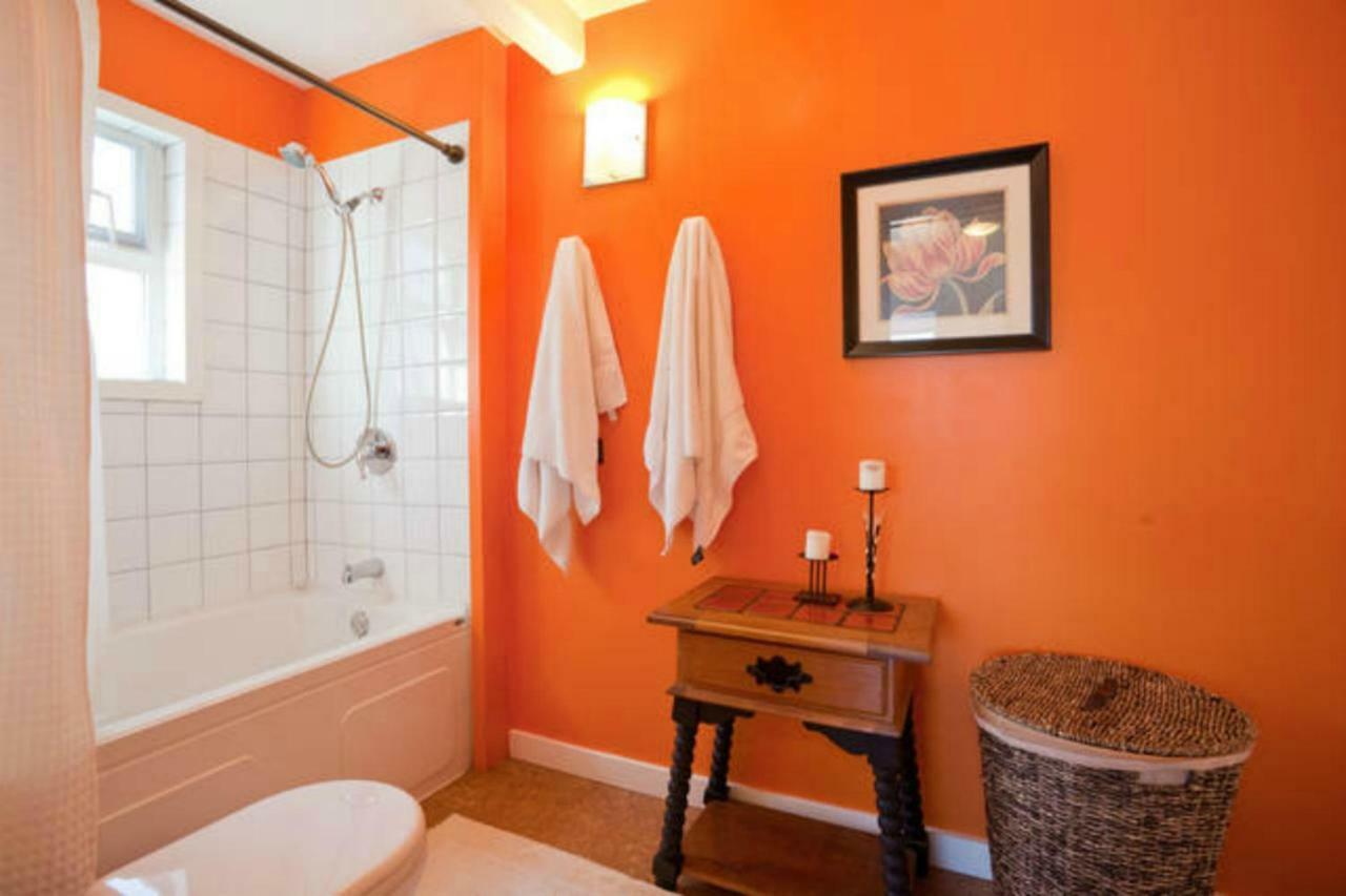 A Float Home B&B In Fisherman'S Wharf Victoria Extérieur photo